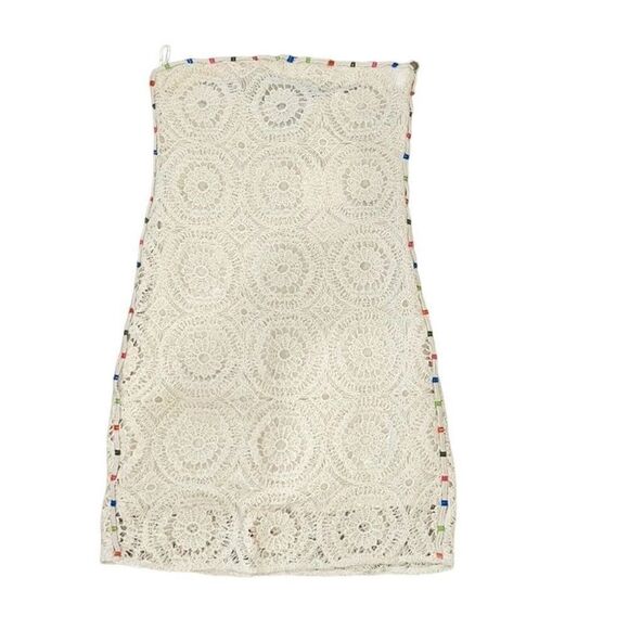Zara Beige Crotchet Strapless Mini
Dress (Size Medium) - Picture 3 of 8